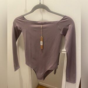 SKIMS BODY | *NWT | M